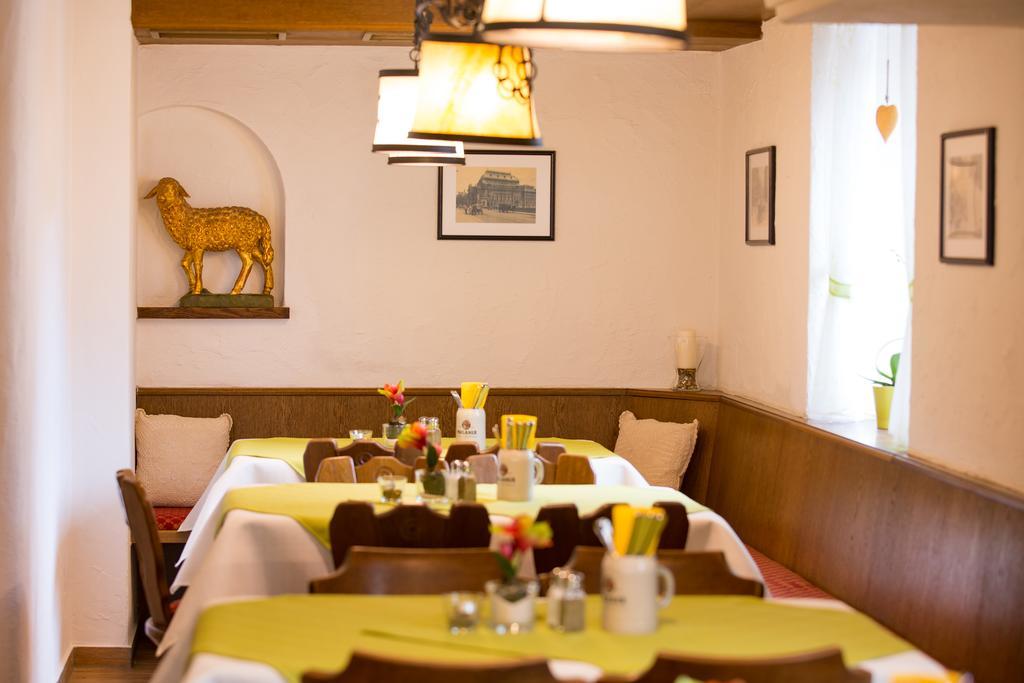 Hôtel Gasthof Zum Lamm à Garmisch-Partenkirchen Extérieur photo